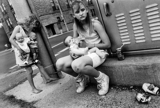 Jennifer, Tiffany, and Carrie, Portsmouth, Ohio, (1989), Mary Ellen Mark