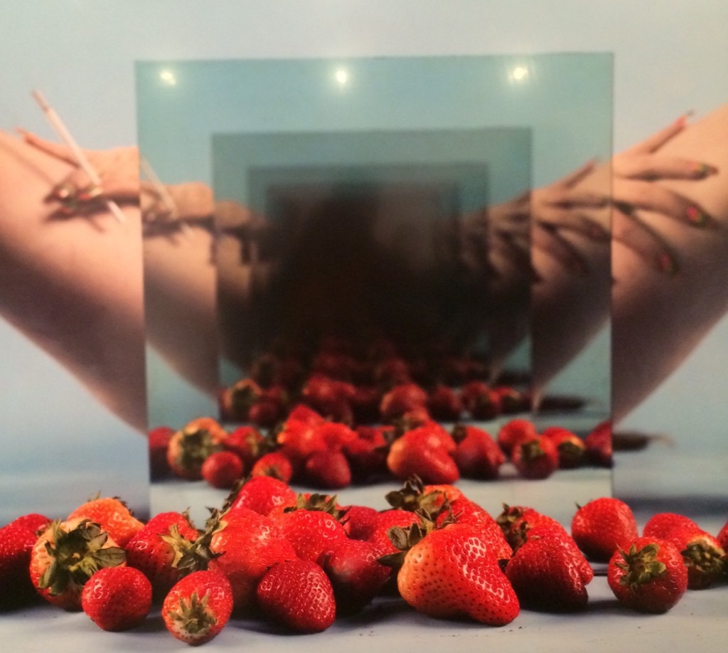 Stawberries and Legs for days, Sarah Meyohas, Photo: Art Report