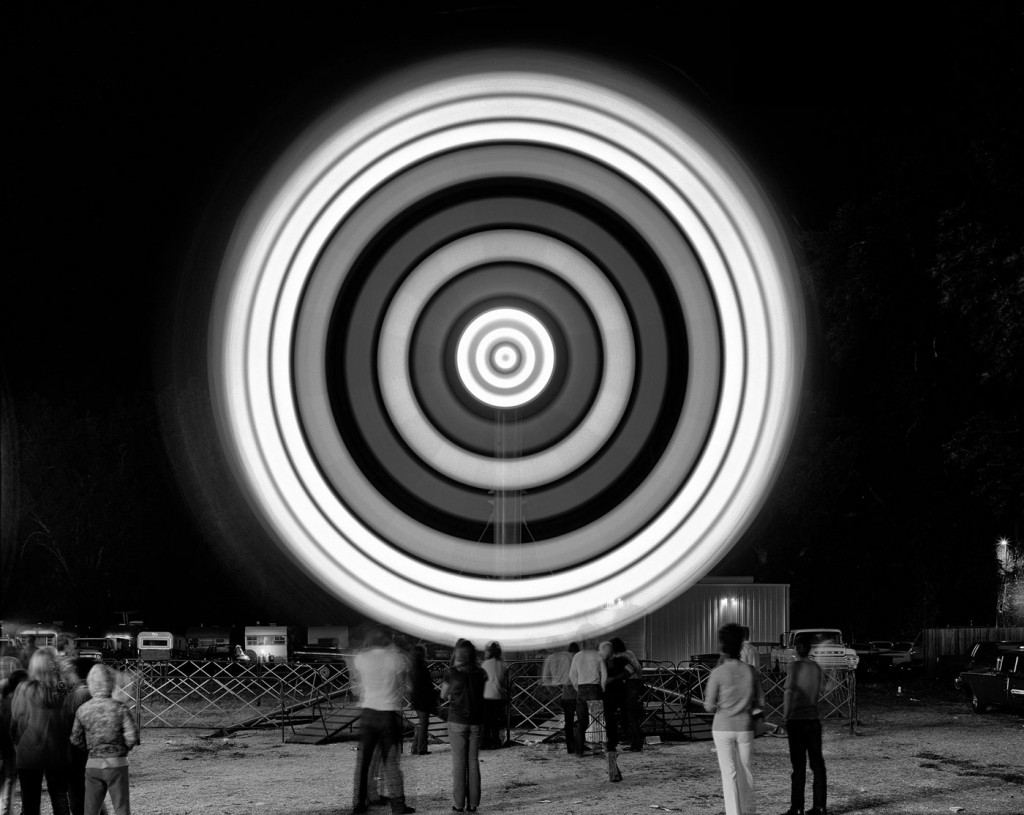 roger-vail-spinning-carnival-ride-1971-carnival-photography-artreport