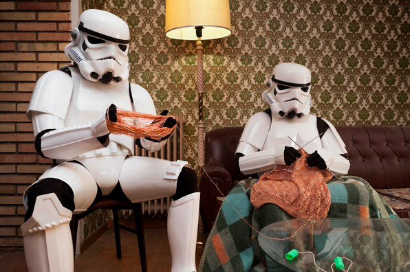 Two Stormtroopers knitting by Jorge Pérez Higuera