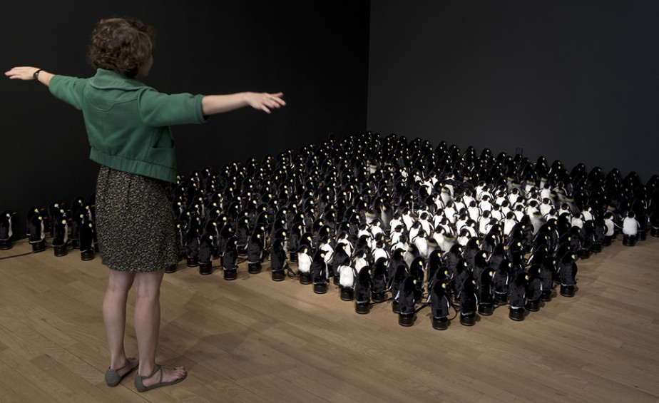 Penguins Mirror (2015), Daniel Rosen, Photo: Bitforms Gallery